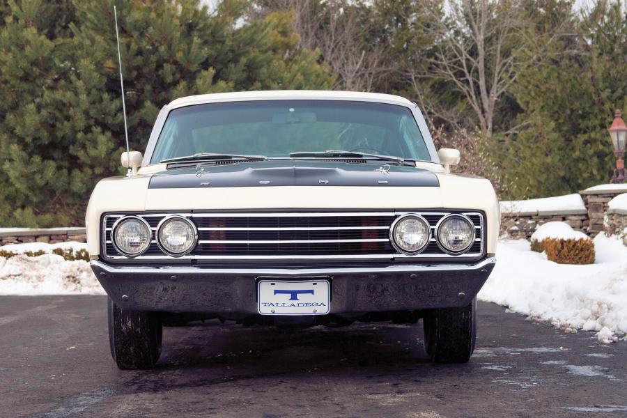  Ford Torino Talladega 1969 года  (фото 13 из 16)
